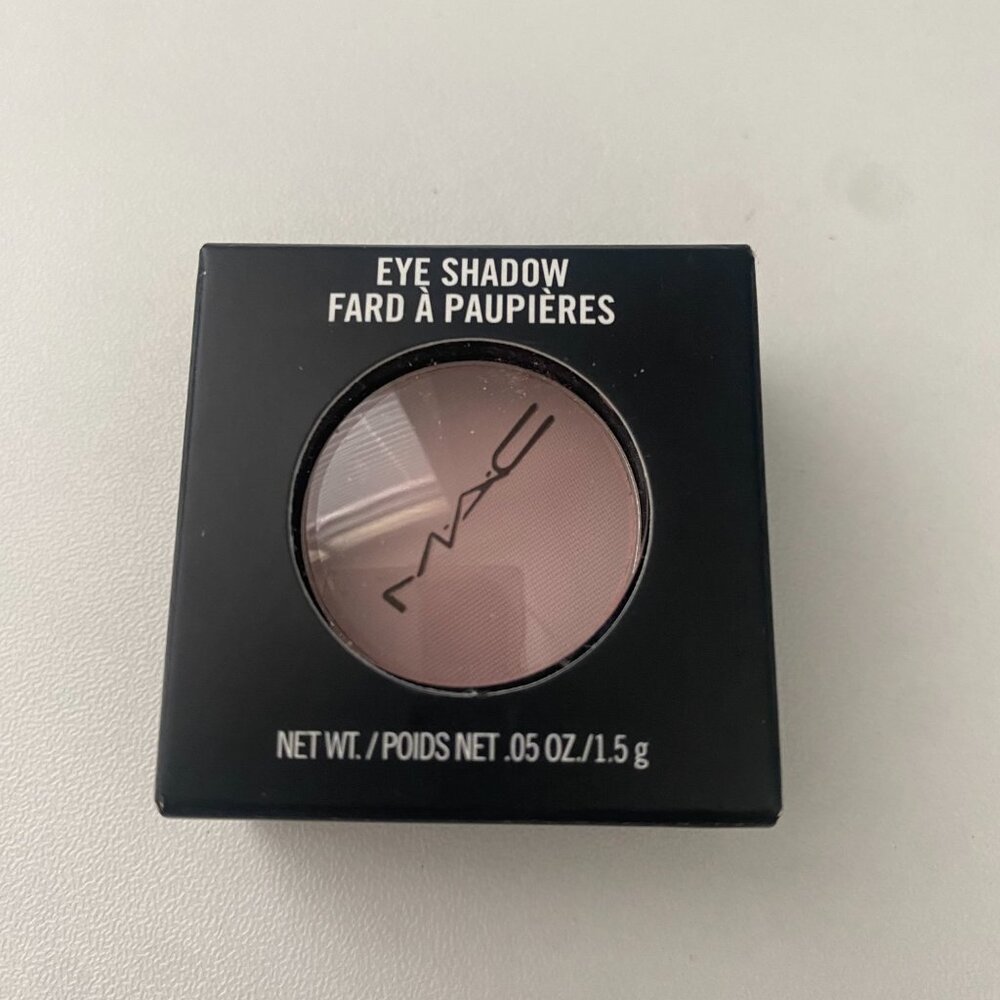 Mac Eye Shadow Fard A Paupieres ~Yogurt Matte~ FullSize [New In Box] *Rare*